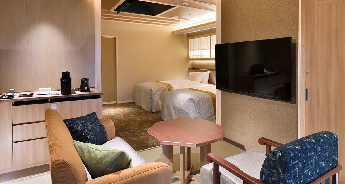 Semi-suite Japanese-style room